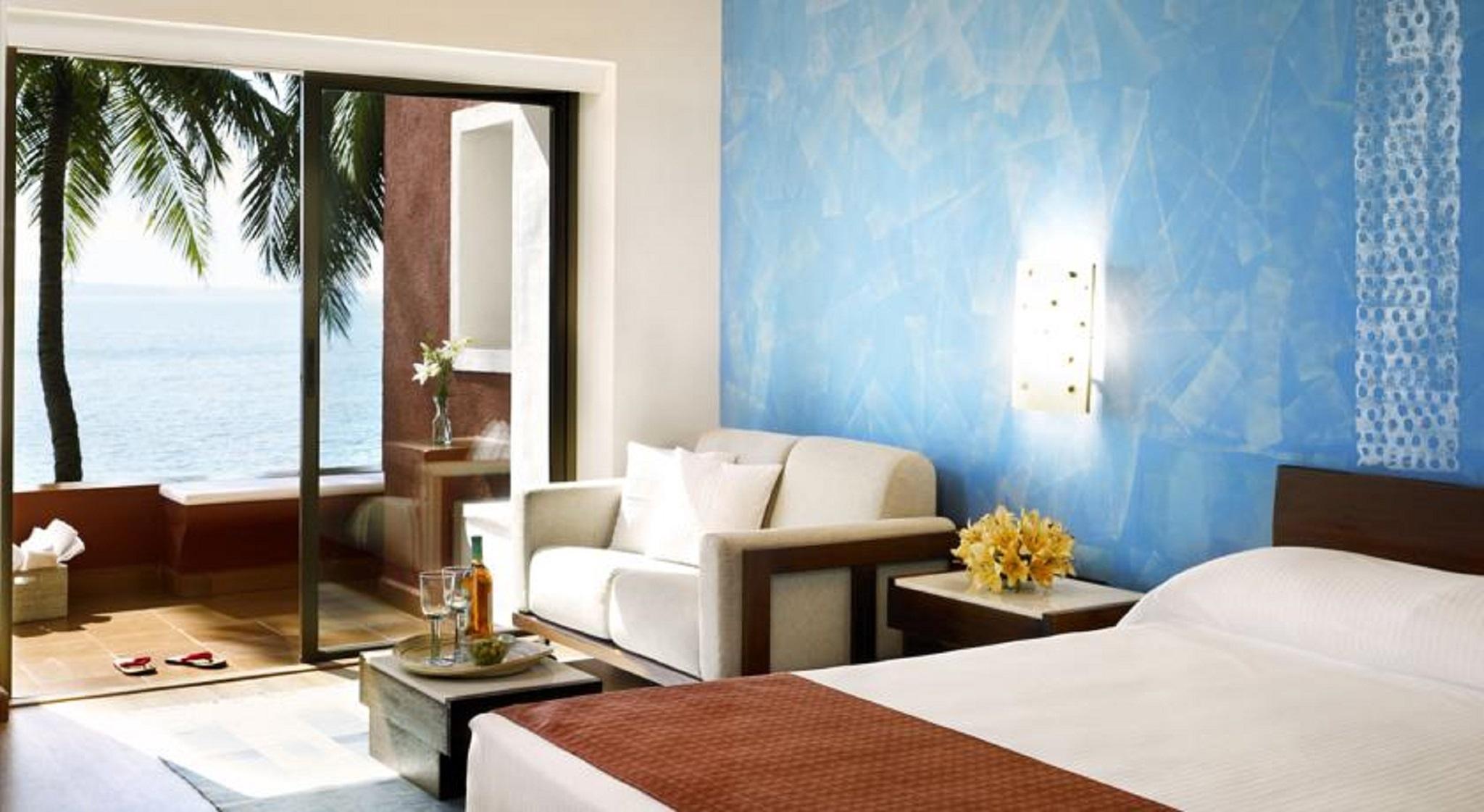 Taj Cidade De Goa Heritage, Goa Santa Cruz Δωμάτιο φωτογραφία A room at the Hard Rock Hotel